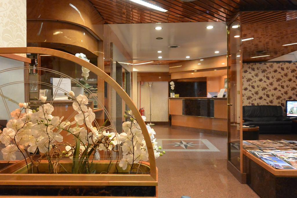 Hotel Lido Milano Exterior foto